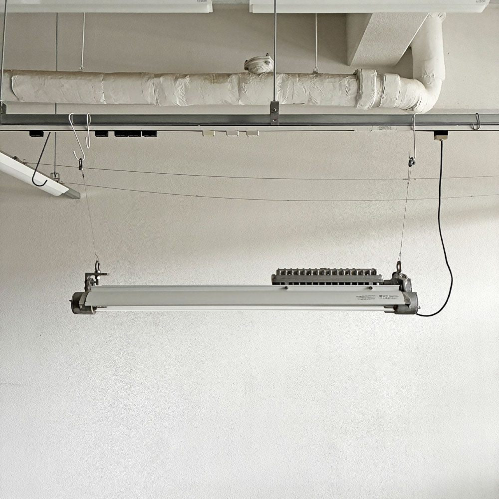 AZZ Inc. リグ・ア・ライト Rig-A-Lite リニアライト LED Linear Light XP-425-2L チューブランプ 防爆型照明 2灯式 W135cm 要電気工事 〓