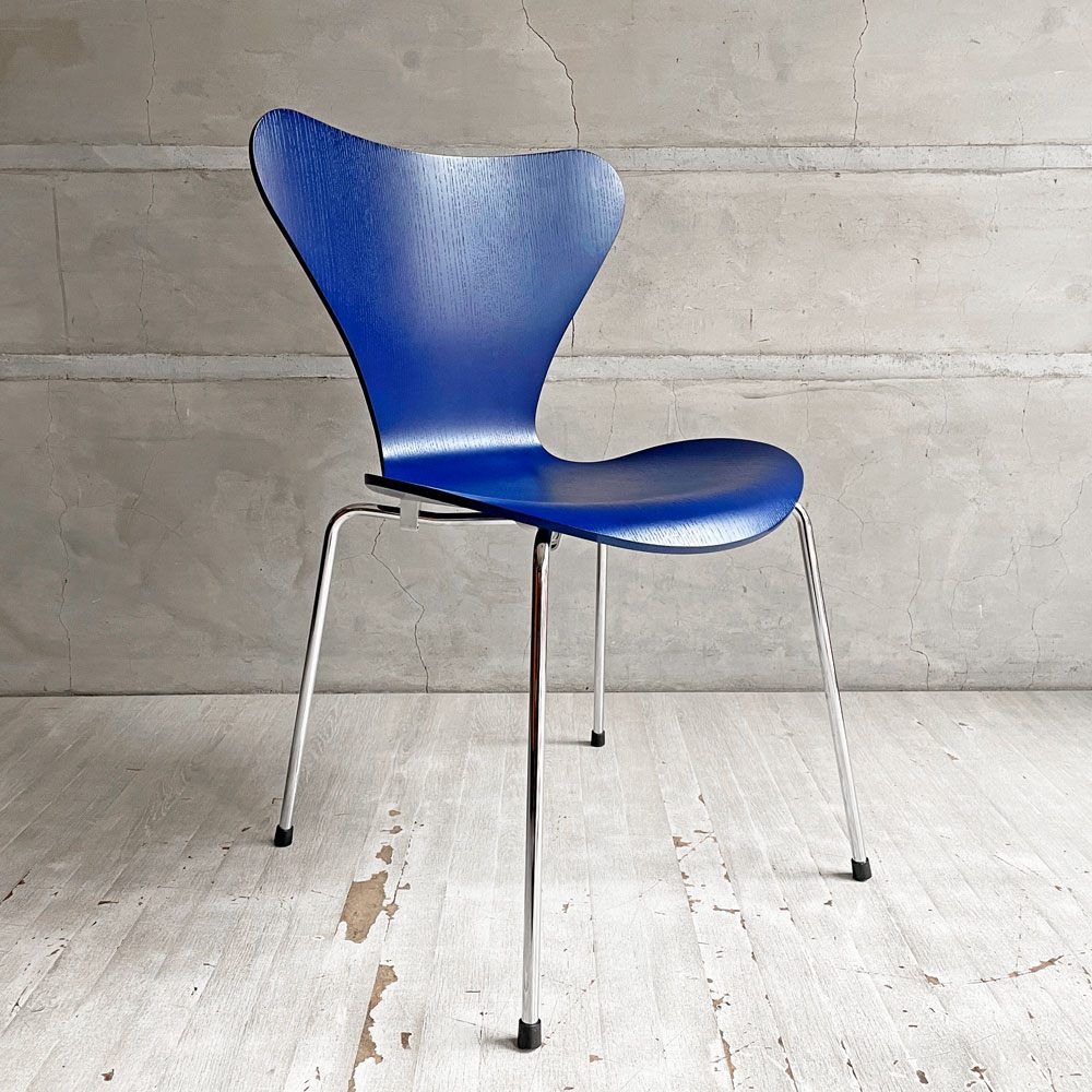 フリッツハンセン Fritz Hansen セブンチェア カラードアッシュ アイブルー AI BLUE スタッキングチェア アルネ・ヤコブセン 廃番カラー デンマーク 北欧家具 B ♪