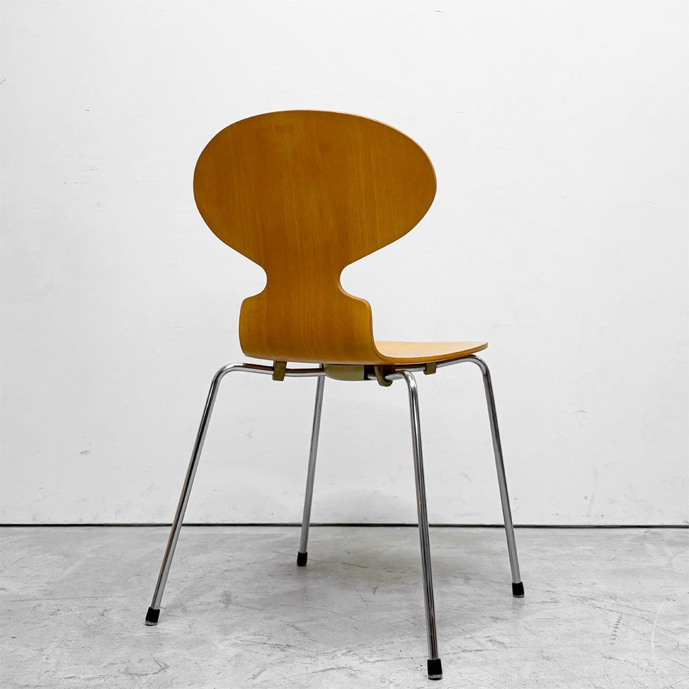 フリッツハンセン Fritz Hansen 3101 アリンコチェア アントチェア 4本脚 ナチュラルビーチ ラッカー仕上げ フェルトグライズ アルネ・ヤコブセン D ●