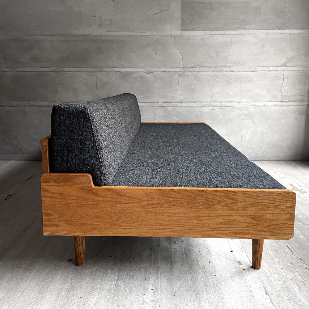 モモナチュラル Momo natural デイソファ DAY SOFA 3Pソファ 3人掛け オーク無垢材フレーム グレー系 カバーリング 北欧スタイル 参考定価154,000円～ ♪