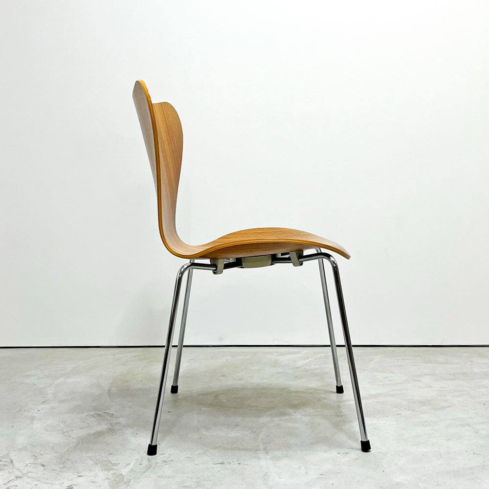 フリッツハンセン Fritz Hansen セブンチェア Seven Chair ダイニングチェア アルネヤコブセン Arne Jacobsen ウォールナット材 北欧家具 ●