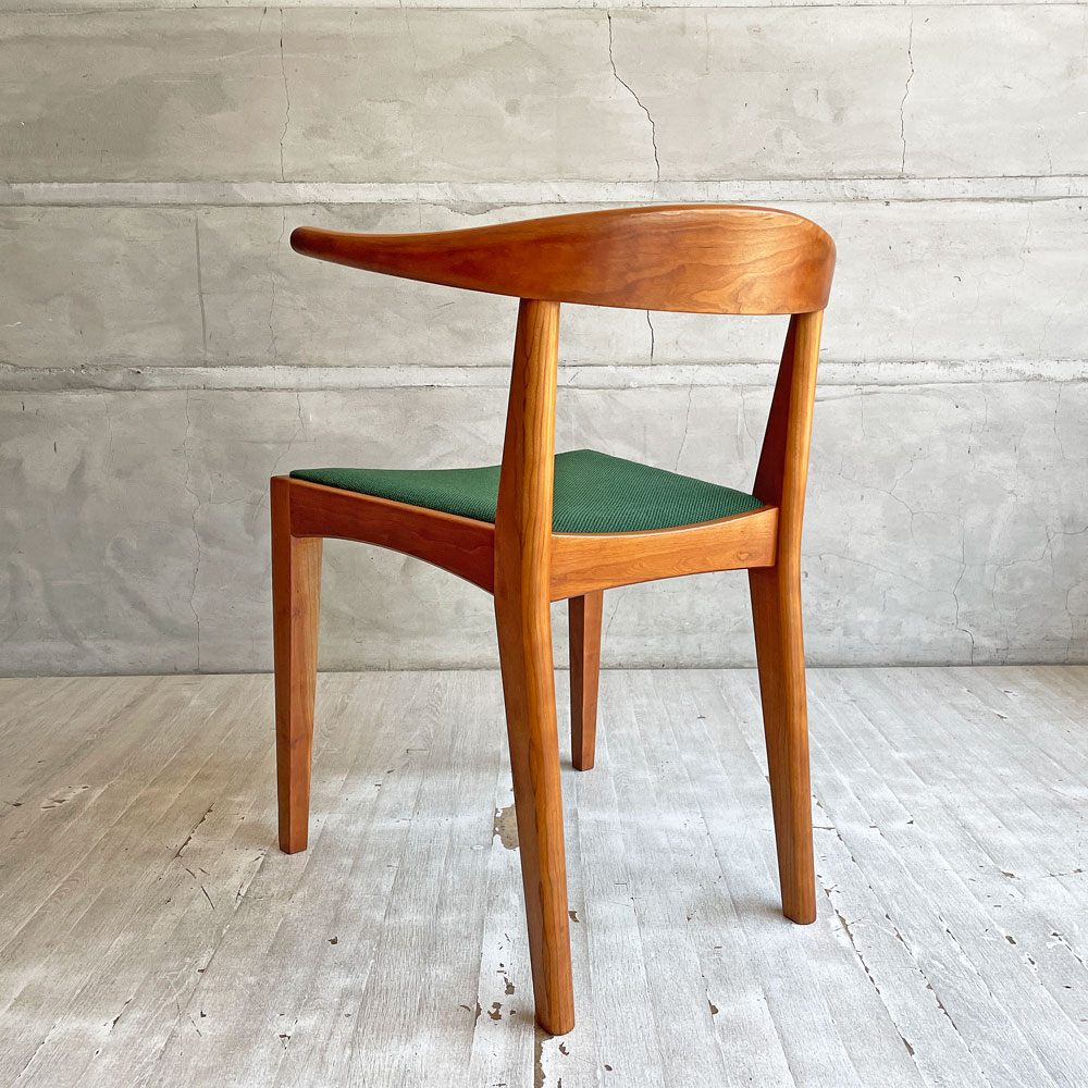 ウッドユウライクカンパニー WOOD YOU LIKE COMPANY アイチェア クッション AI CHAIR ハーフアームチェア チェリー無垢材 ファブリック グリーン 座面張替済 B ♪