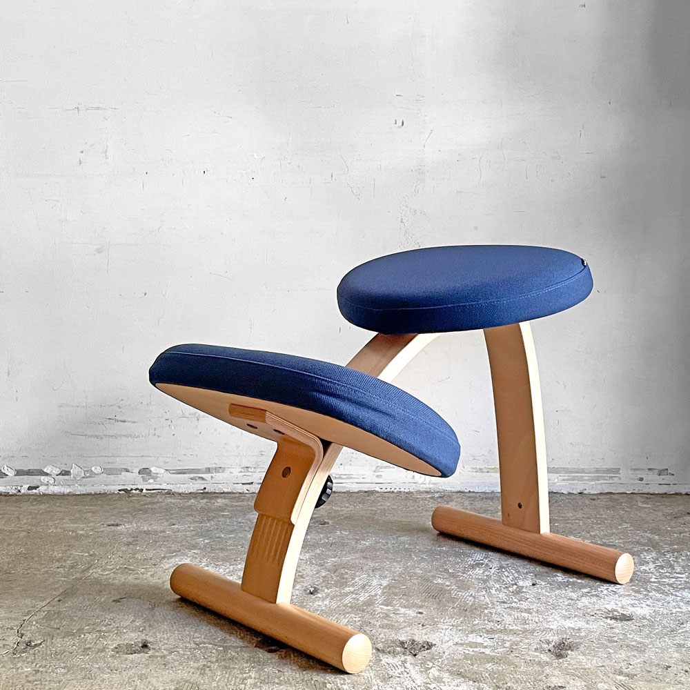リボ Rybo バランスイージー Balans Easy バランスチェア ネイビー ファブリック カバー付き 学習椅子 姿勢矯正 ノルウェー 北欧■