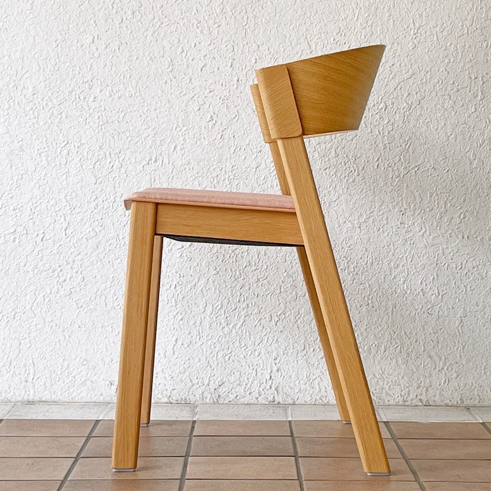 ムート muuto カバーサイドチェア Cover Side Chair ダイニングチェア スタッキング オーク材 布座 クヴァドラ生地 トーマス・ベンゼン ピンク B ◇