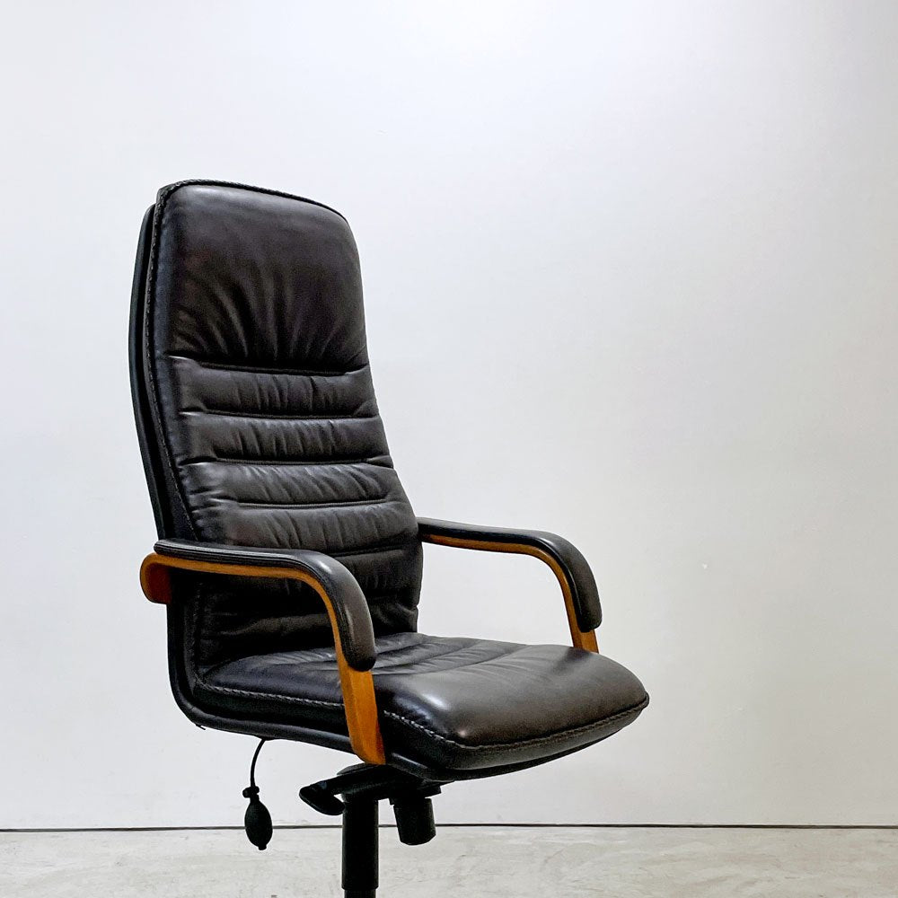 ベルグファニチャー Berg Furniture 89-11 デスクチェア ハイバック エアクッション付き プライウッド 手縫いステッチ デンマーク 参考価格\433,650~ ●