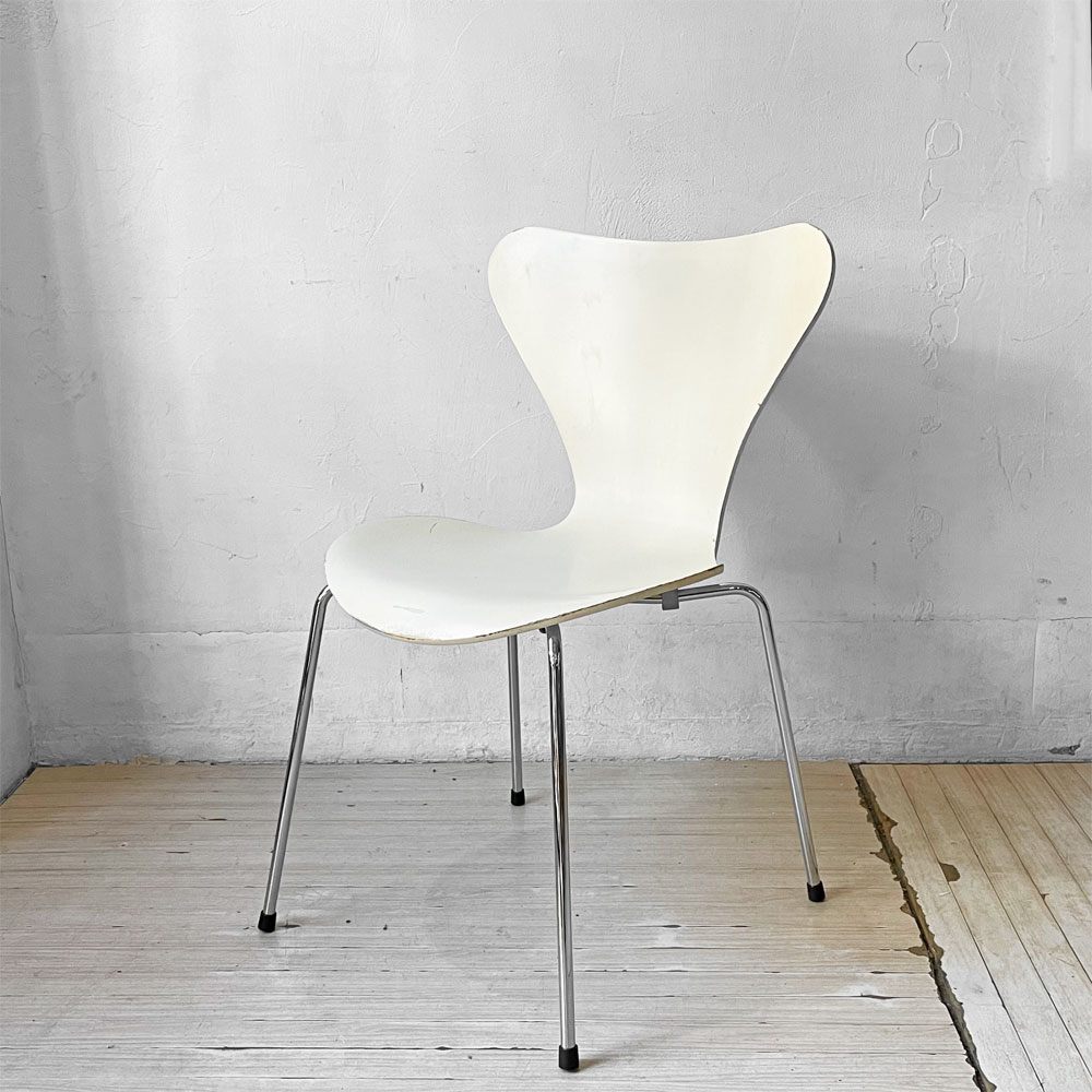 フリッツハンセン Fritz Hansen セブンチェア ラッカー ホワイト スタッキング アルネ・ヤコブセン デンマーク 北欧家具 B ★