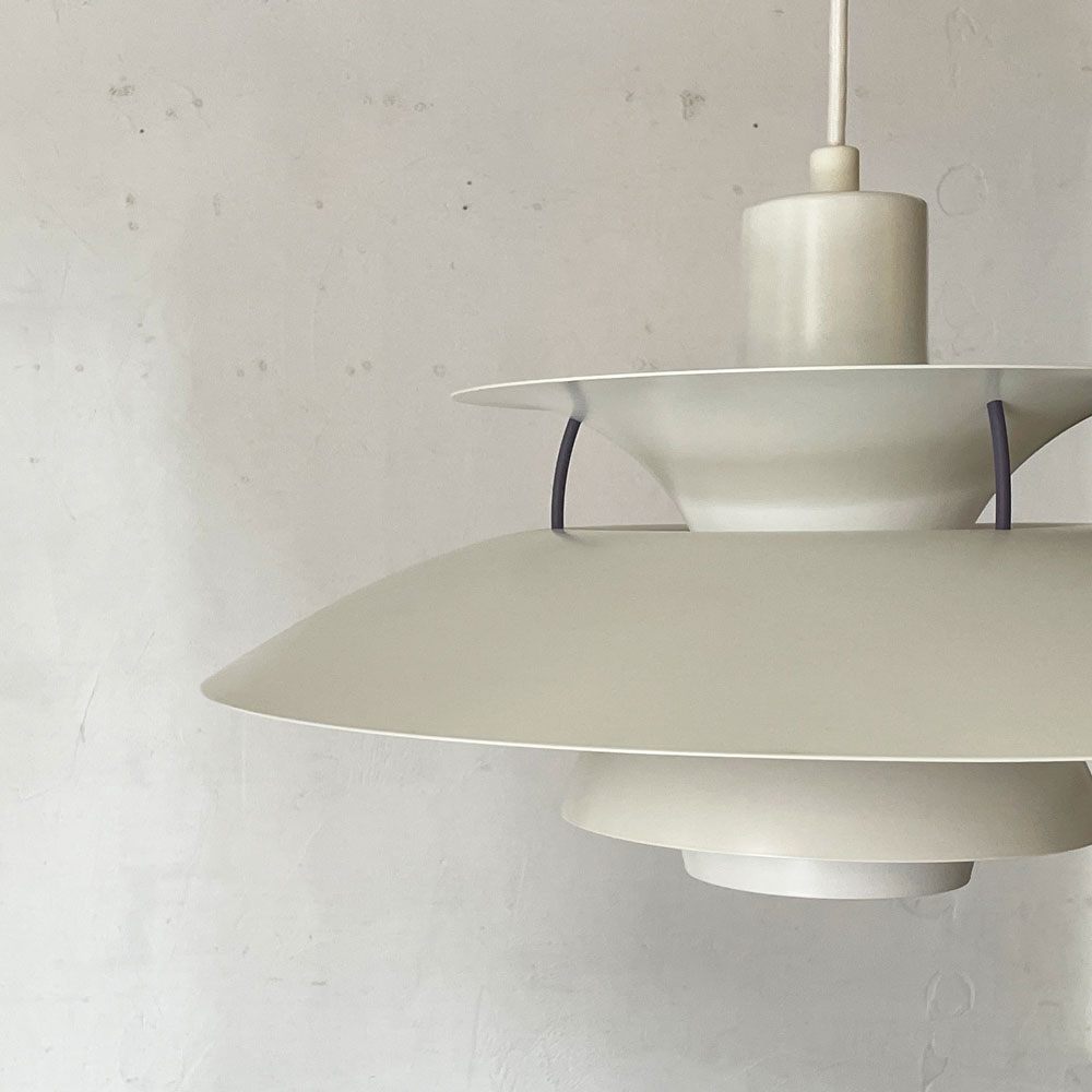 ルイスポールセン Louis Poulsen PH5 ペンダントライト ポール・ヘニングセン Poul Henningsen クラシックホワイト デンマーク 名作照明 ★