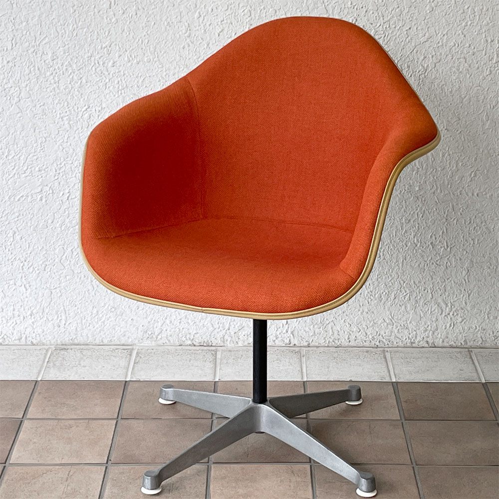 ハーマンミラー Herman Miller アームシェルチェア セカンド 2nd アプホルスター ヨーロッパ仕様 コントラクトベース 張り替え済み イームズ ◇