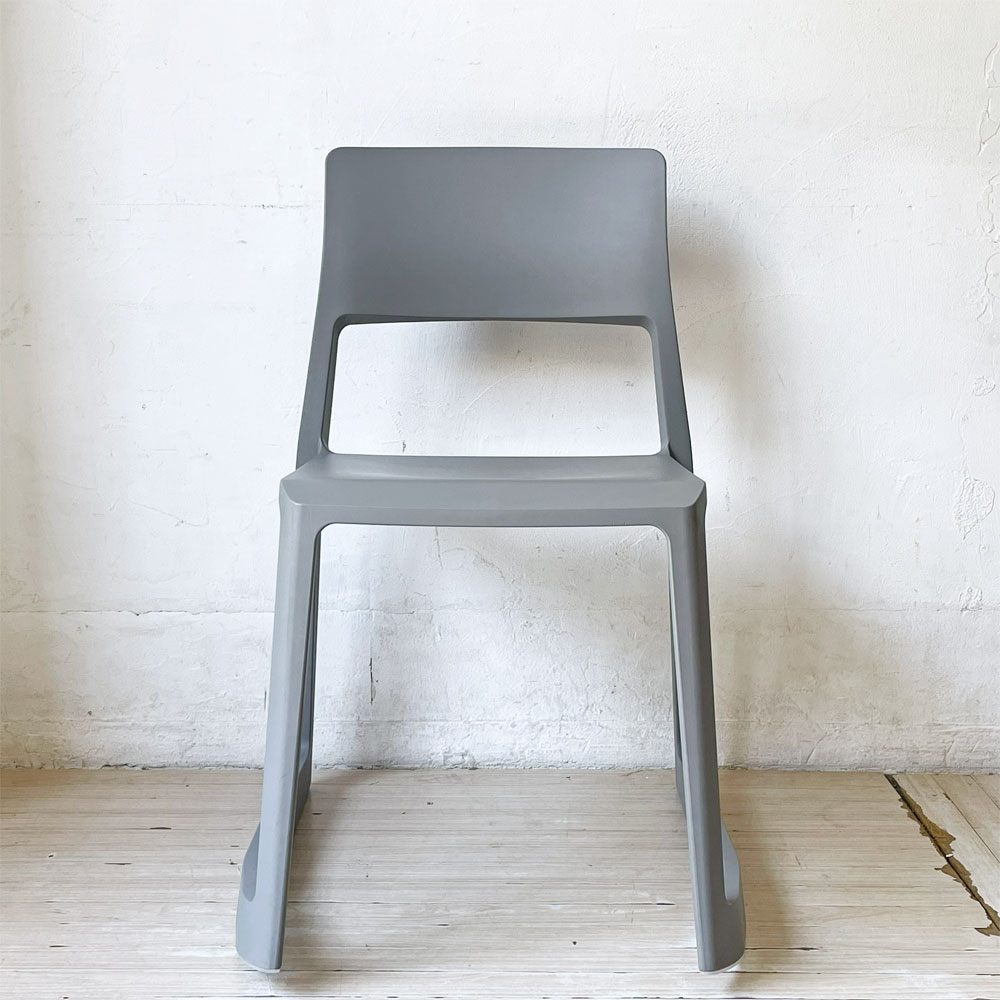 ヴィトラ Vitra ティプトン Tipton ダイニングチェア スタッキングチェア チルト機能 ロッキングチェア グレーカラー B ★