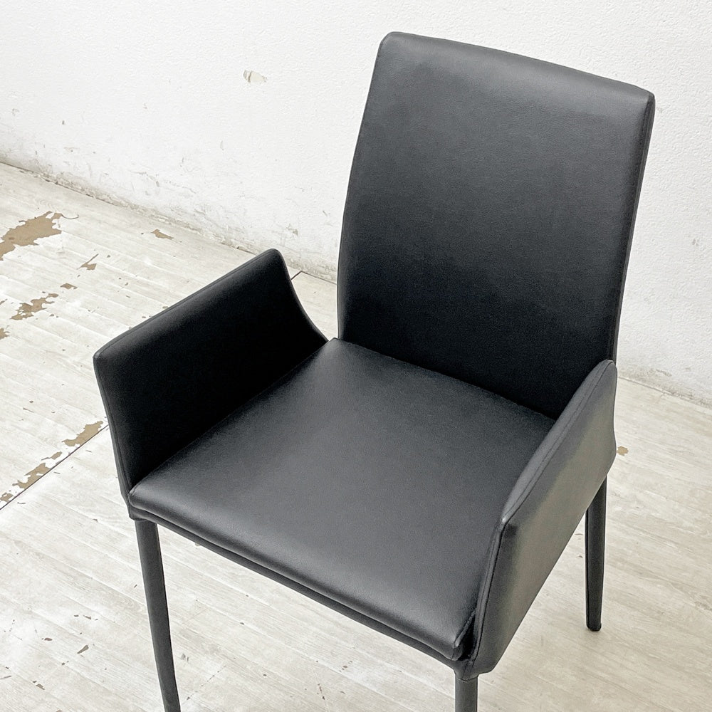 アビタスタイル AbitaStyle アマンダ Amanda アームチェア ダイニングチェア リサイクルレザー モダンデザイン B ●