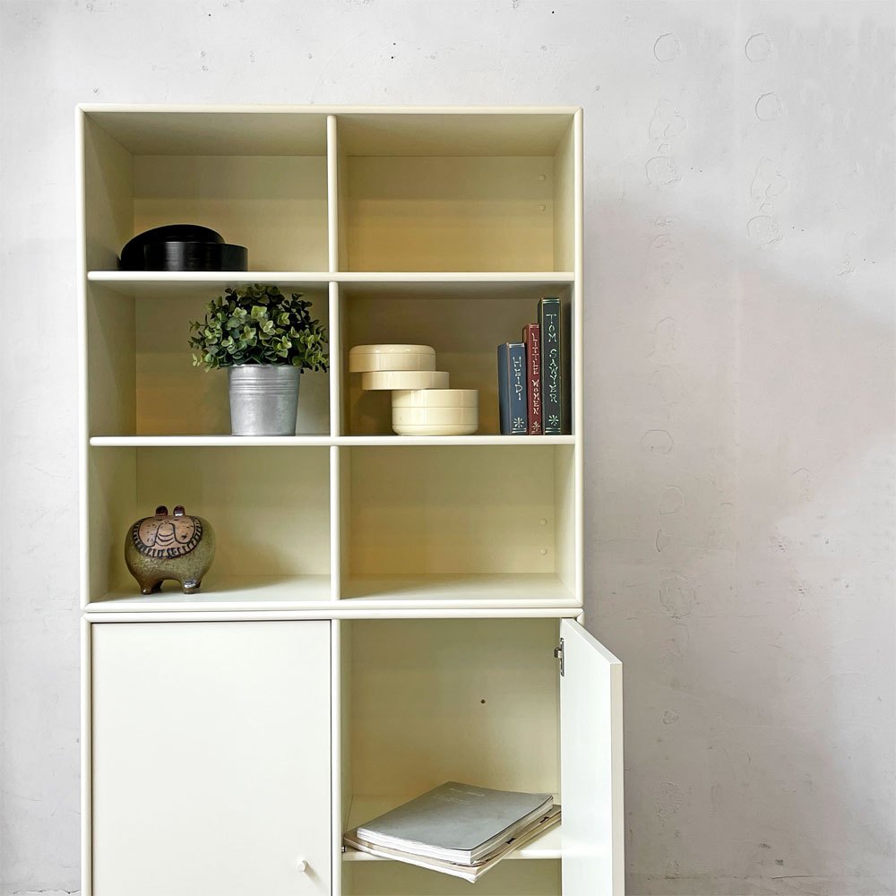 モンタナ MONTANA システムシェルフユニット SYSTEM SHELF UNIT 3ユニット アイボリー アジャスター付き キャビネット 木製扉＆ラック＆ベース デンマーク 北欧モダン ★