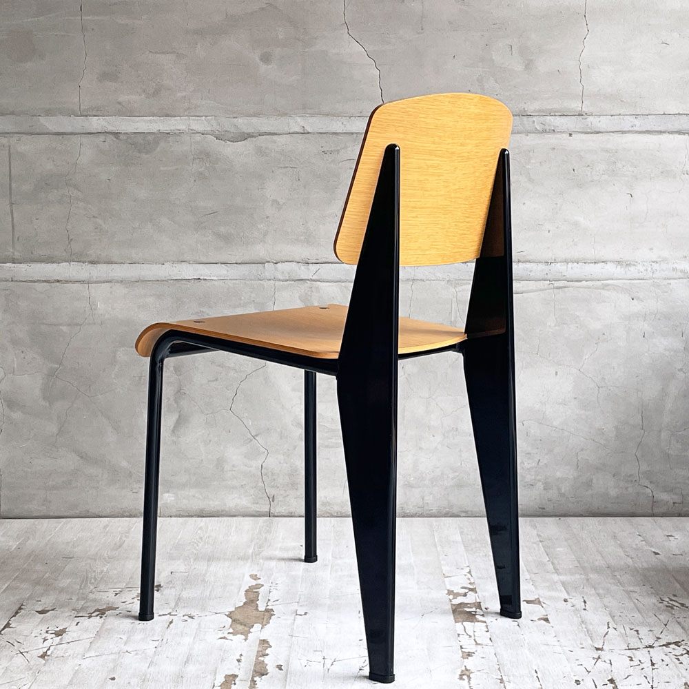 ヴィトラ vitra スタンダードチェア Standard chair ナチュラルオーク×ディープブラック ジャン・プルーヴェ Jean Prouve 名作椅子 定価138,600円 ♪