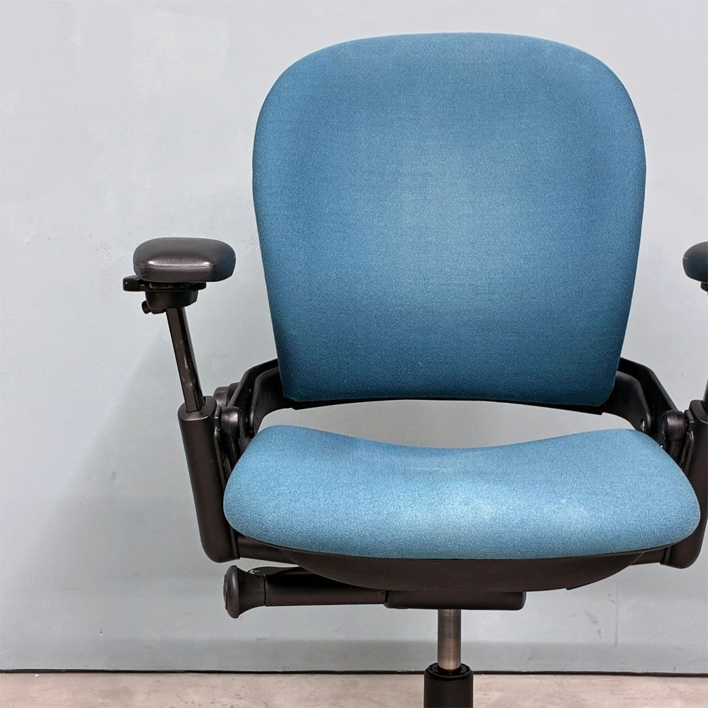 スチールケース Steelcase リープチェア Leap デスクチェア エルゴノミクスチェア 高機能チェア キャスター付き ブルー ファブリック ◎