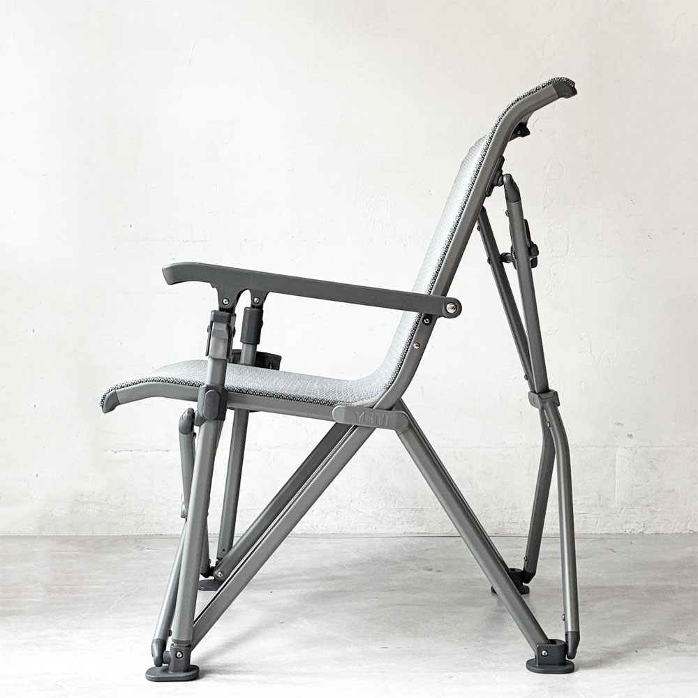 イエティ YETI トレイルヘッド Trailhead キャンプチェア フォールディングチェア アウトドア チャコール 折り畳み式 収納ケース付き アメリカ 美品 ★