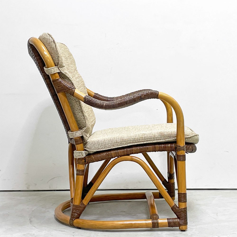カザマ KAZAMA ルロット アームチェア Lurot Arm Chair ラタン 籐家具 ベージュ系 クッション付き インドネシア 定価￥48,800- B ●