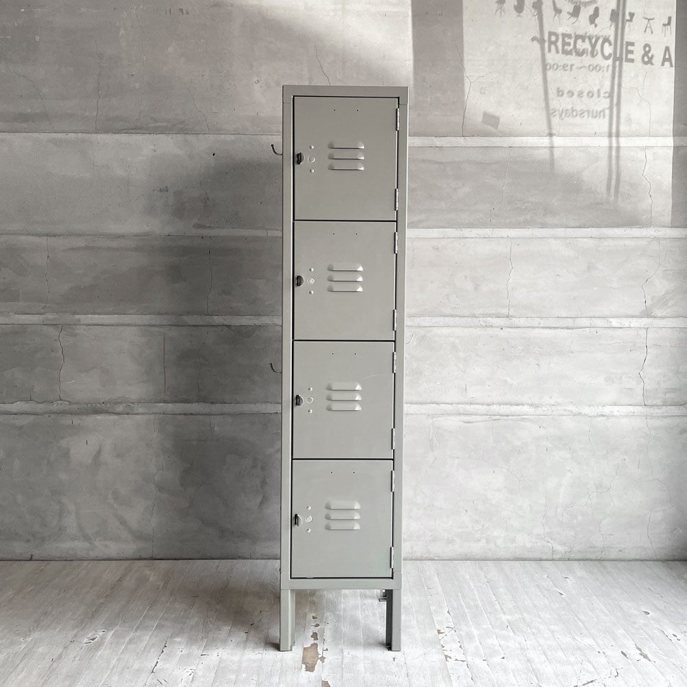 リオン LYON 4段スチールロッカー Standard Steel Four Tier Locker ダブグレー フック付 インダストリアル 店舗什器 ♪
