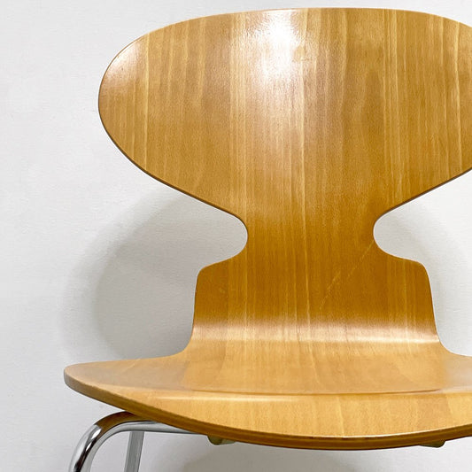 フリッツハンセン Fritz Hansen 3101 アリンコチェア アントチェア 4本脚 ナチュラルビーチ ラッカー仕上げ フェルトグライズ アルネ・ヤコブセン B ●