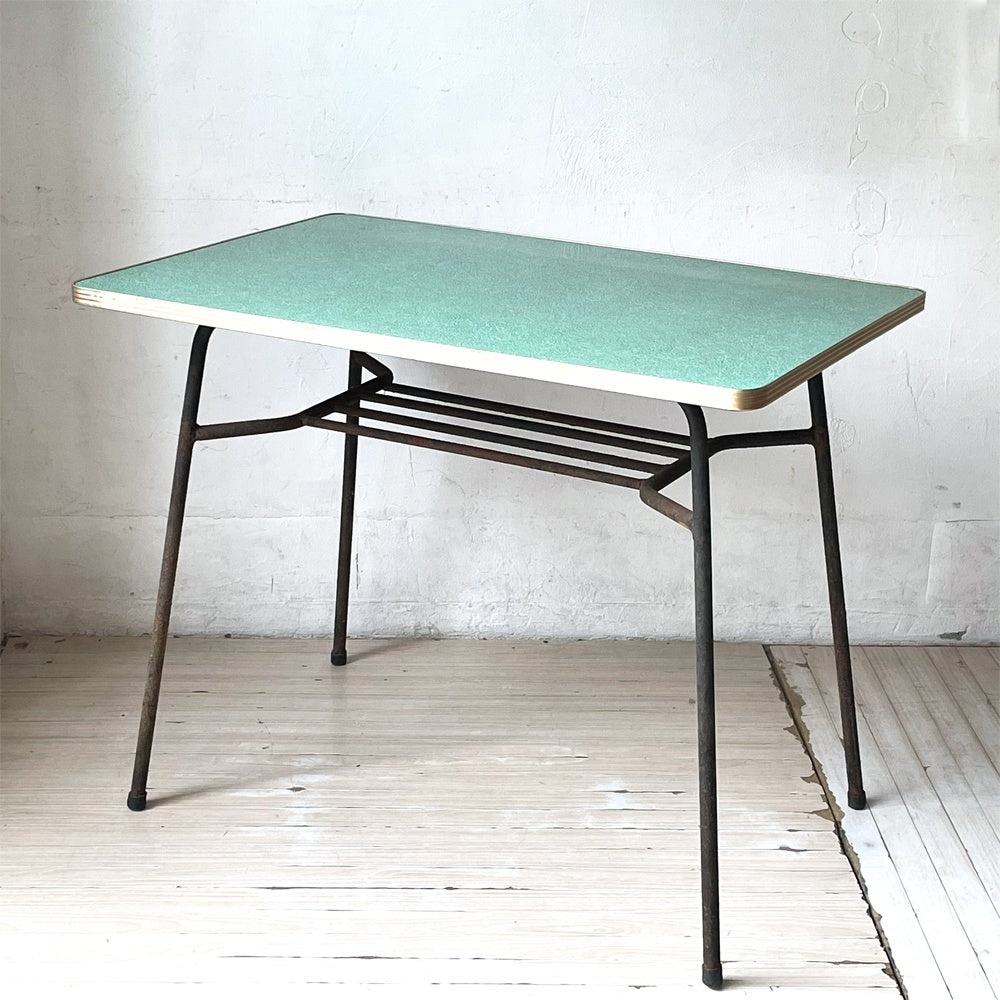 ジャパンビンテージ Japan Vintage 昭和レトロ 日本の古いテーブル デコラトップ 鉄脚 昭和レトロ 古道具 古家具 ★