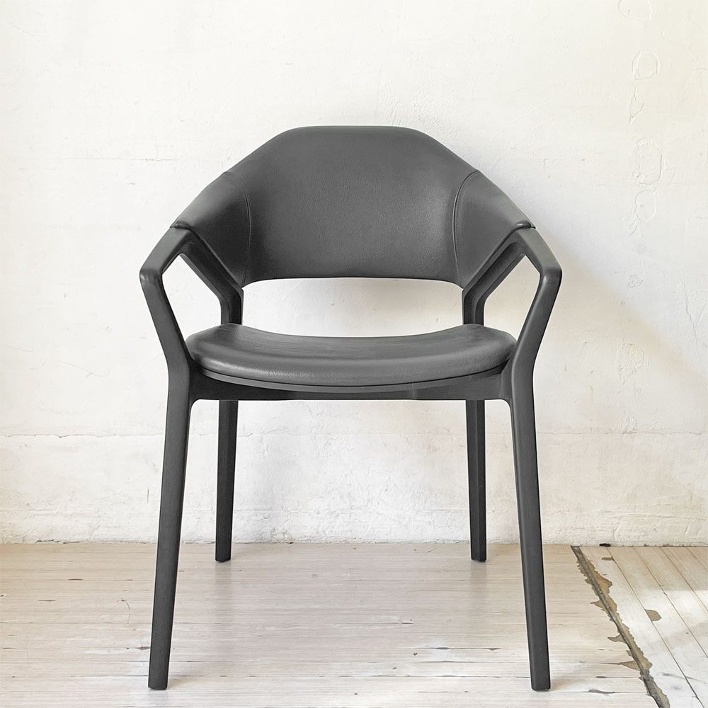 カッシーナ Cassina 133 イコ ICO アームチェア オラ・イト ORA ITO モダン イタリア 定価528,000円 ★
