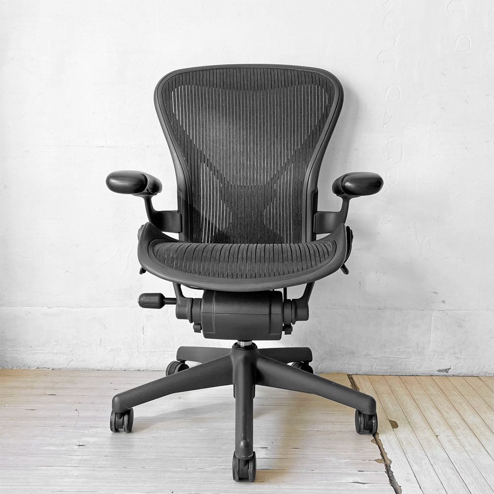 ハーマンミラー HermanMiller アーロンチェア ライト Bサイズ ポスチャーフィット グラファイトベース アーム固定 デスクチェア オフィスチェア ★