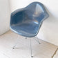 ハーマンミラー Herman Miller アームシェルチェア 現行FRP製 ネイビー エッフェルベース C&R イームズ ミッドセンチュリー ★