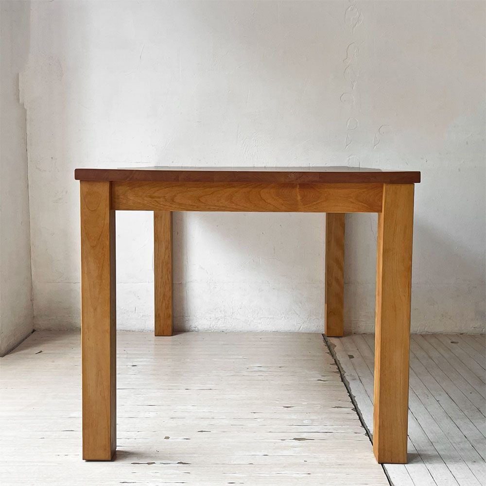 イクスス ikususu FURNITURE ダイニングテーブル アルダー材 W130cm 抽斗1杯 北欧デザイン ナチュラルモダン 定価￥205,700- ★