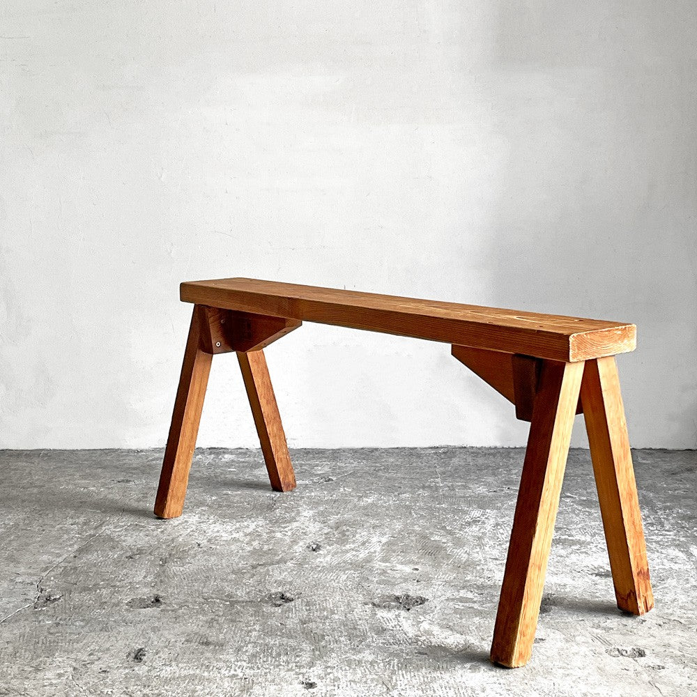 石巻工房 Ishinomaki Laboratory 工房 ベンチ KOBO BENCH 花台 プランタースタンド 屋久島地杉 芦沢啓治 H42.5cm ■