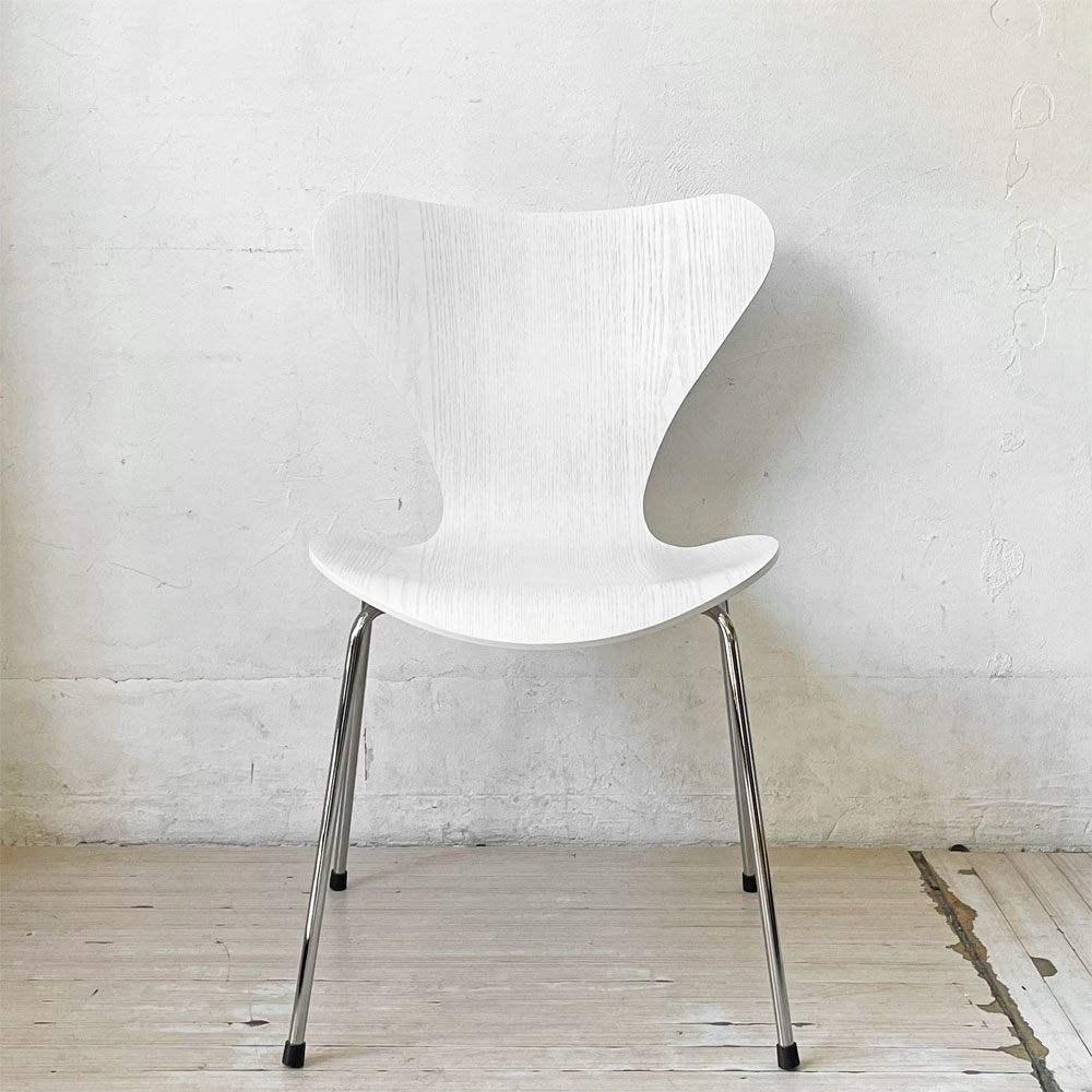 フリッツハンセン Fritz Hansen セブンチェア SEVEN CHAIR カラードアッシュ ホワイト アルネ・ヤコブセン デンマーク 北欧家具 ★