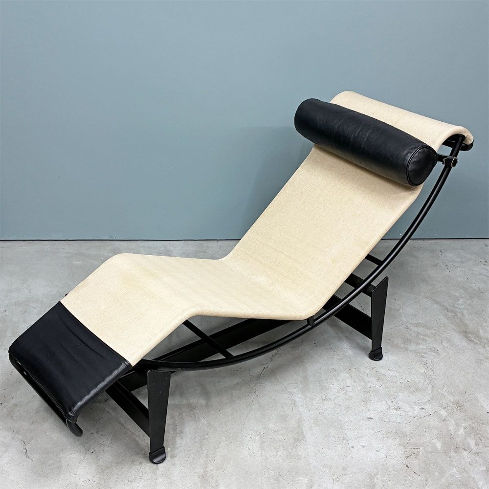 カッシーナ Cassina LC4 シェーズロング 長椅子 キャンバス＋レザークッション 本革 ル・コルビュジエ MoMA 名作椅子 ◎