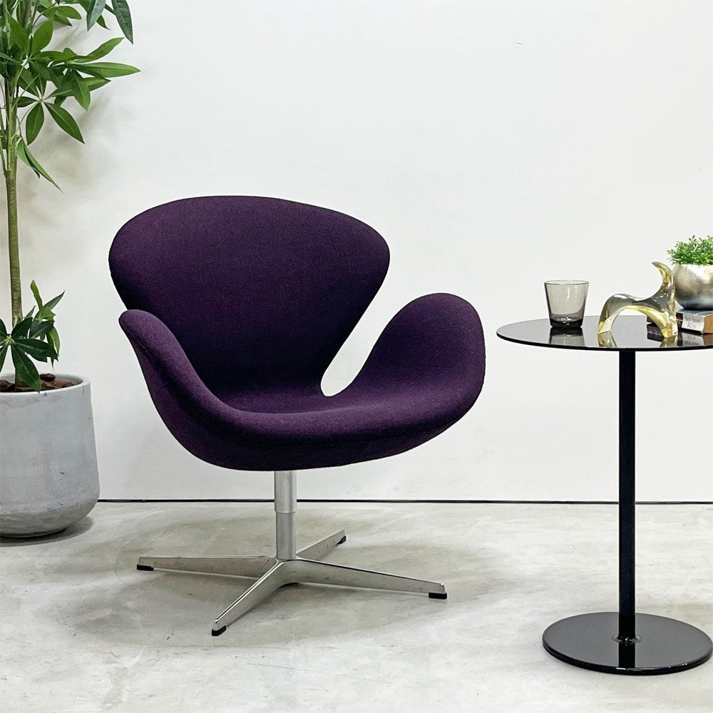 フリッツハンセン Fritz Hansen スワンチェア ラウンジチェア スウィベル ファブリック パープル アルネ・ヤコブセン Arne Jacobsen 座面張替済み ●