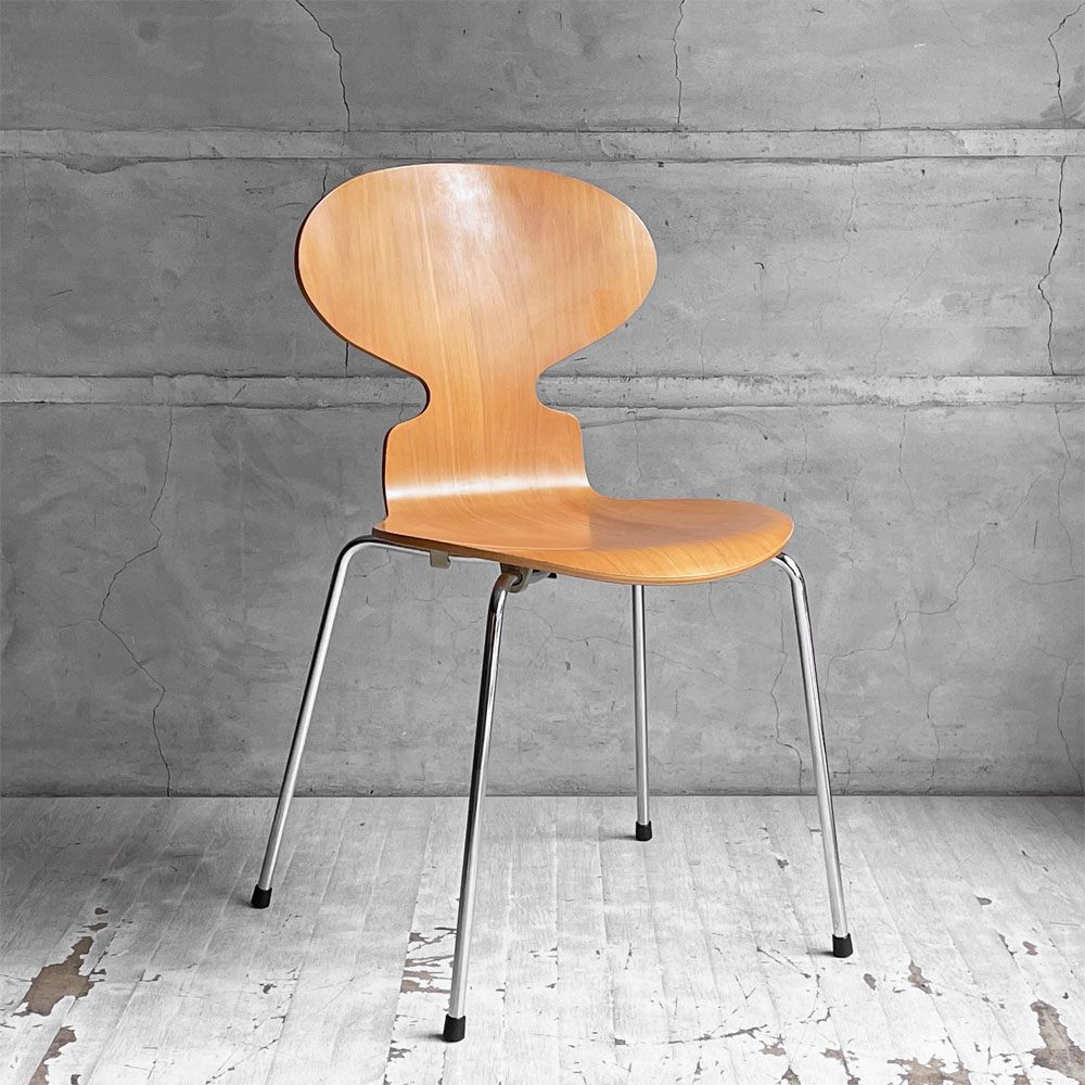 フリッツハンセン Fritz Hansen 3101 アントチェア 4本脚 ナチュラルビーチ材 ラッカー仕上げ アルネ・ヤコブセン 北欧家具 B ♪