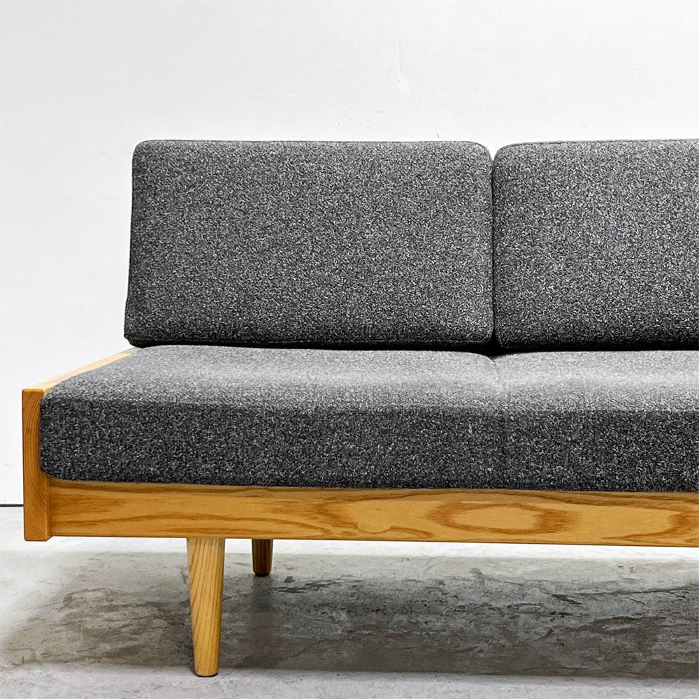 グラフ graf × 相合家具 SOGO デイベッドソファ M DAY BED SOFA ホワイトアッシュ材 カルドツイードⅡファブリック グレー 北欧スタイル 定価¥265,000円 ●