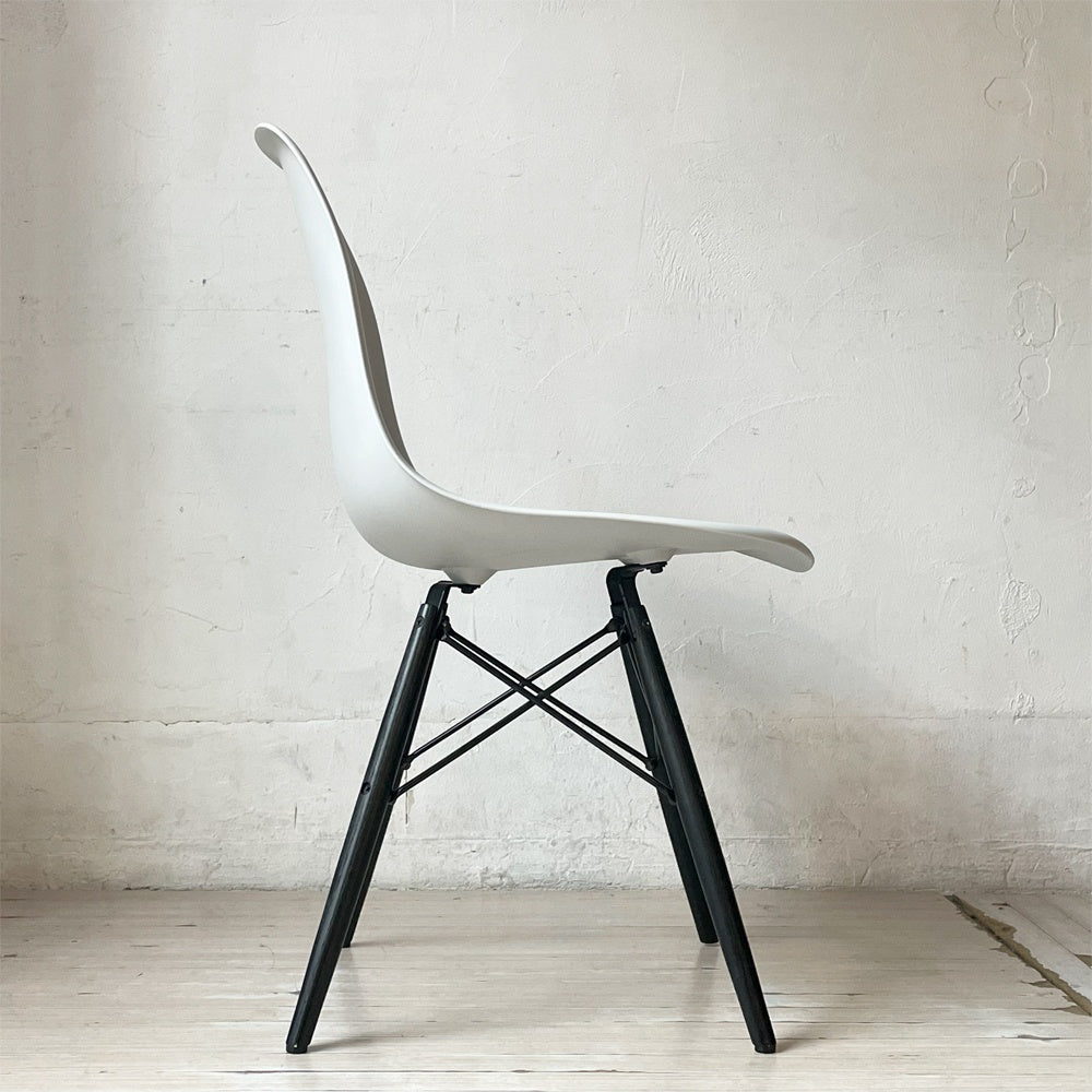 ハーマンミラー HermanMiller サイドシェルチェア ドゥエルレッグ DSW アルパイン × エボニー ブラック ポリプロピレン イームズ ミッドセンチュリー ★
