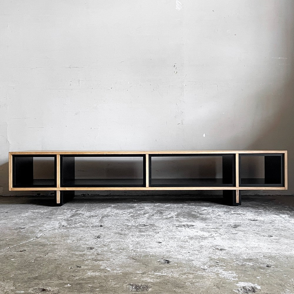 ランドスケーププロダクツ Landscape Products レイモンドキャビネットロー RAYMOND CABINET LOW AVボード 桐無垢材 W150cm 定価85,800- ■