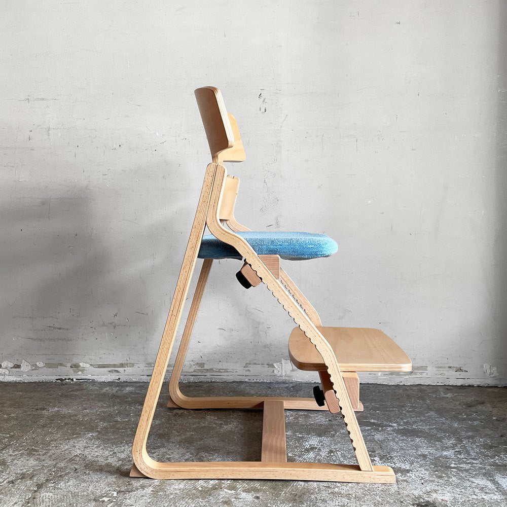 豊橋木工 アップライト UPRIGHT キッズチェア デスクチェア ナチュラル × ライトブルー ベビーチェア キッズチェア ■