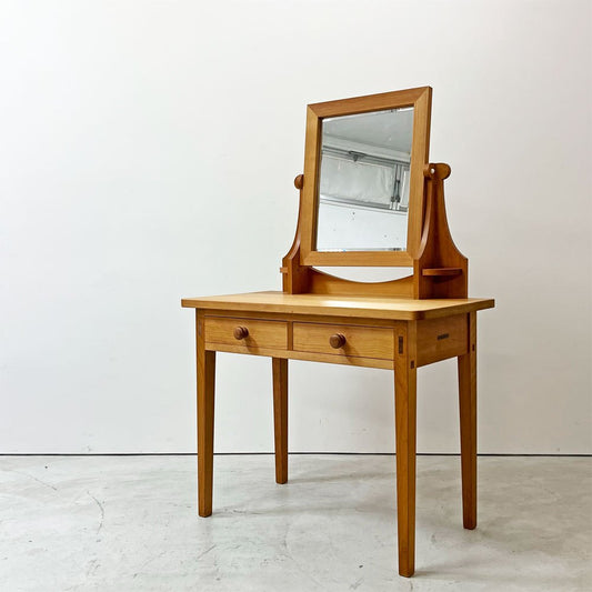 カキ キャビネット メーカー KAKI CABINET MAKER ミラーテーブル Mirror Table ドレッサー 鏡台  抽斗2杯  紅松無垢材 参考定価 ￥187,000- ●