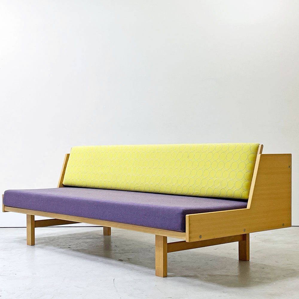 ゲタマ GETAMA GE258 デイベッド 3Pソファ ビーチ材 角脚 ミナペルホネン ドップ タンバリン ウレタンクッション ビンテージ ハンス.J.ウェグナー デンマーク 北欧家具 ●