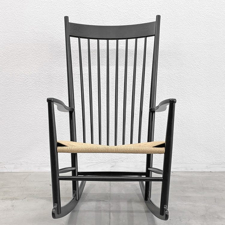 フレデリシア FREDERICIA J16 ロッキングチェア ハンス・J・ウェグナー Model 16000 オーク材 ブラックラッカー ペーパーコード 新品未使用品 参考価格：482,900円 〓