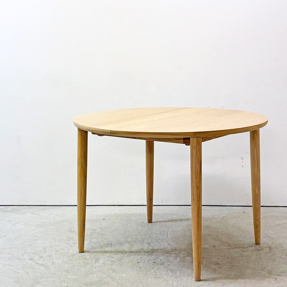 カンディハウス CONDE HOUSE マム ダイニング エクステンションテーブル Φ105cm ニレ材 エルム材 伸長式 国産家具 定価￥236,500- ●
