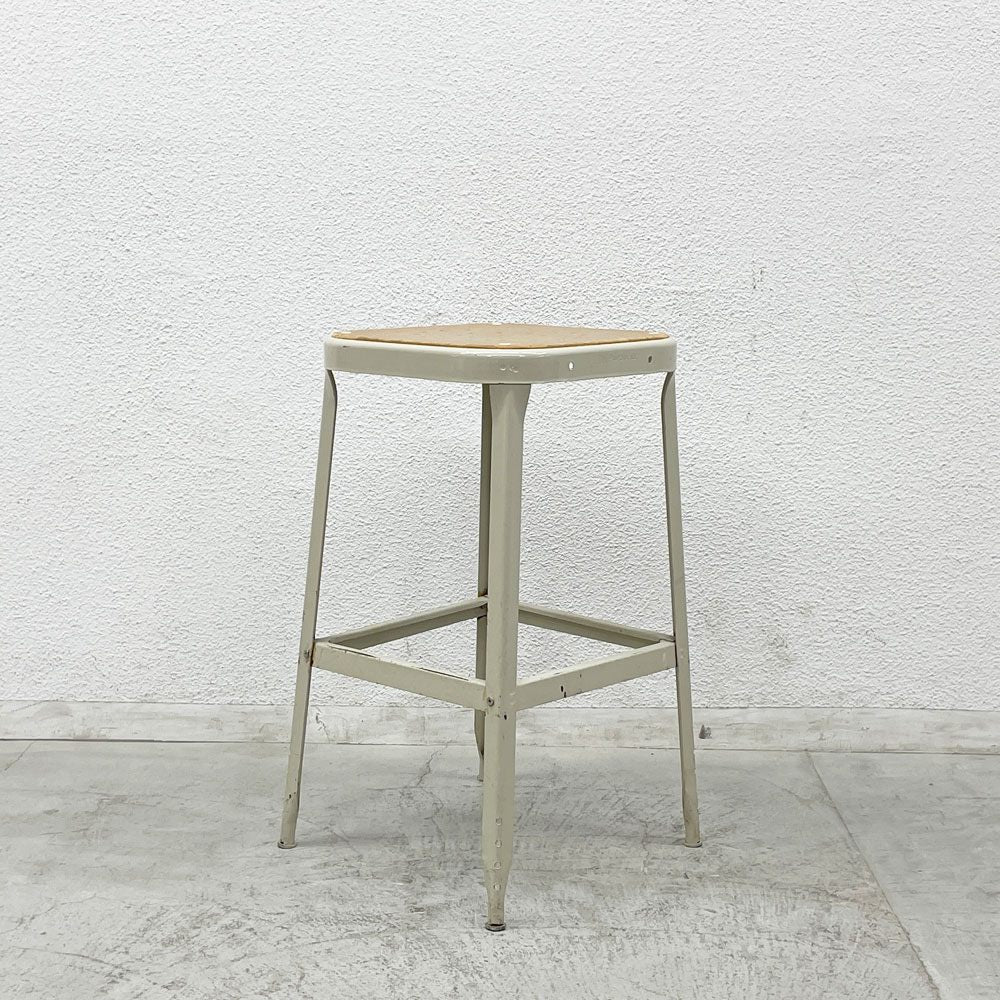 リオン LYON ファクトリースツール FACTORY STOOL プティホワイト Putty white プレスウッドシート カウンタースツール P.F.S取扱 ① 〓