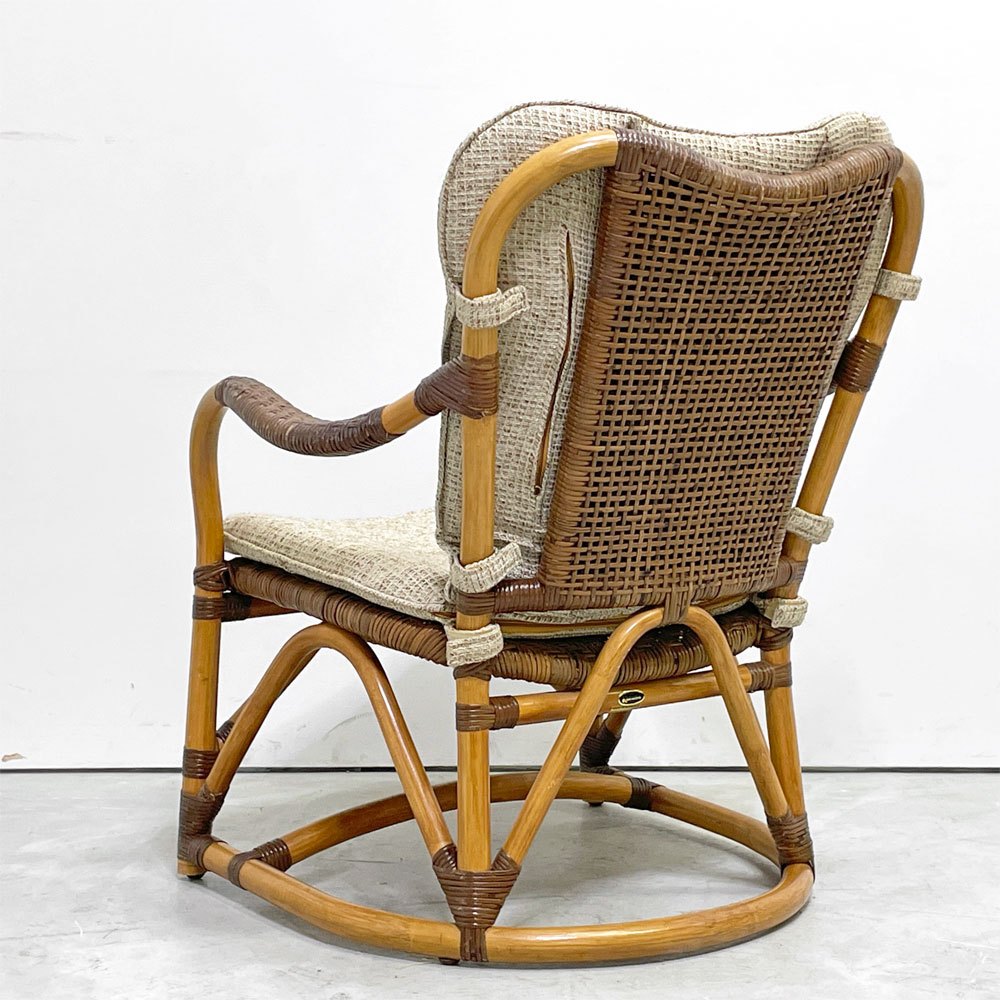 カザマ KAZAMA ルロット アームチェア Lurot Arm Chair ラタン 籐家具 ベージュ系 クッション付き インドネシア 定価￥48,800- C ●