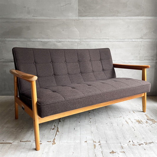 カリモク60 ＋カリモク  karimoku60 ＋ Karimoku Kチェア 2シーター ウールブラウン クリ材フレーム 2010年 60台限定生産品 希少 現状品 ♪