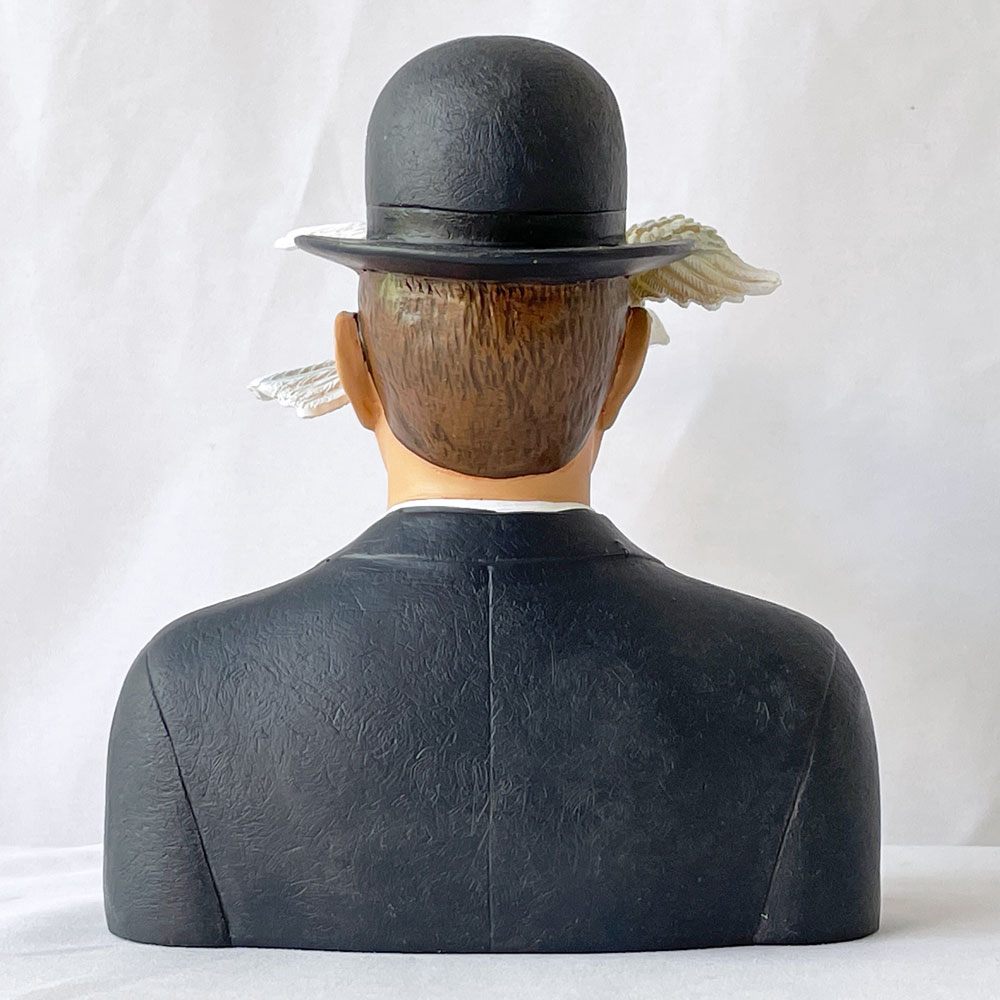 パラストーン Parastone フィギュリン 彫刻 スカルプチャー 山高帽の男 The Man with the Bowler ルネ・マグリット ◇