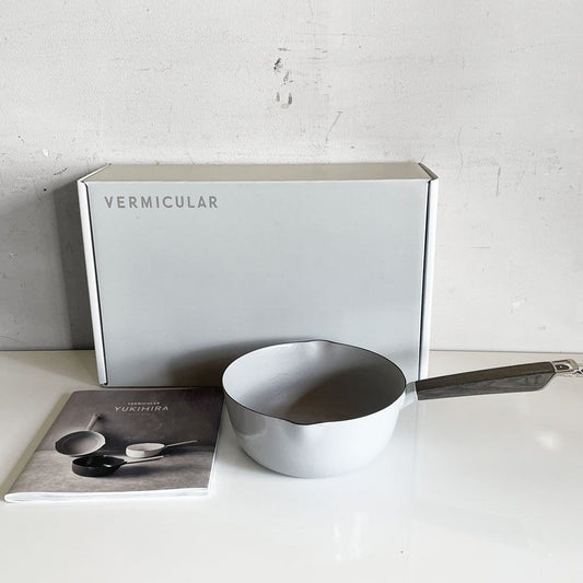 バーミキュラ VERMICULAR ユキヒラ 18cm 雪平鍋 オイスターグレー ホーロー 鋳物 日本製 ■