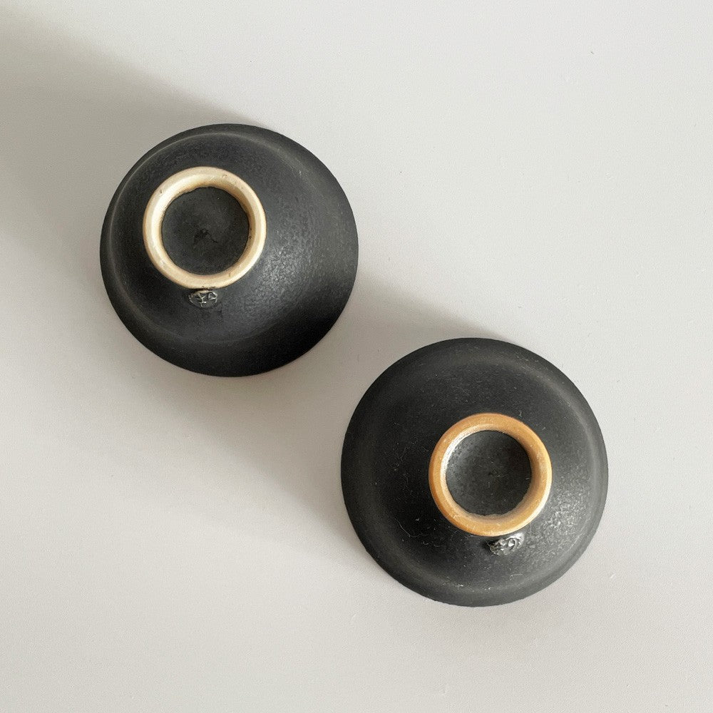 木下和美 煎茶碗  カップ 金彩 黒釉 磁器 2脚セット 6cm 現代作家 ■