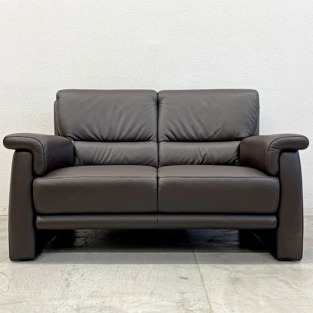 ヒモラ Himolla タングラムソファ 9002 Tangram Sofa 2シーター 本革 レザー ダークブラウン系 IDC大塚家具取扱い ドイツ 〓