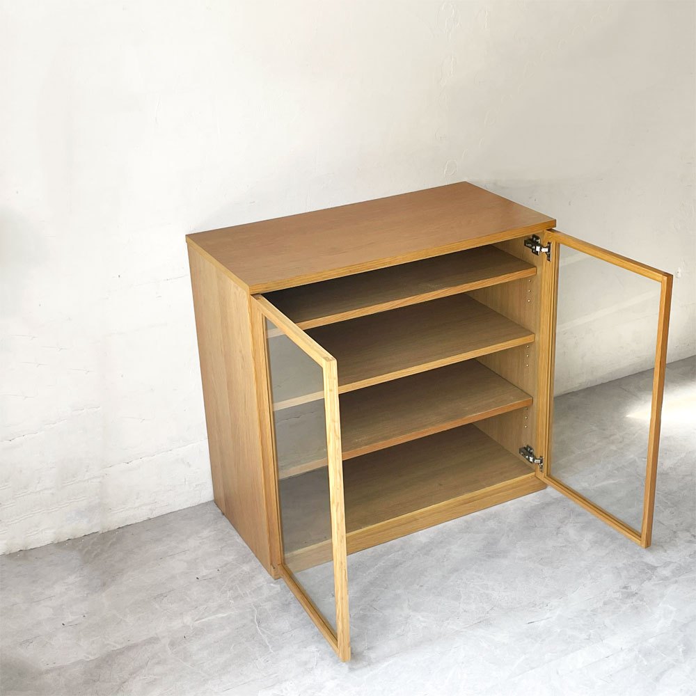 無印良品 MUJI オーク材 キャビネット ガラス扉 棚板3枚 収納家具 食器棚 キッチンボード W88 ★