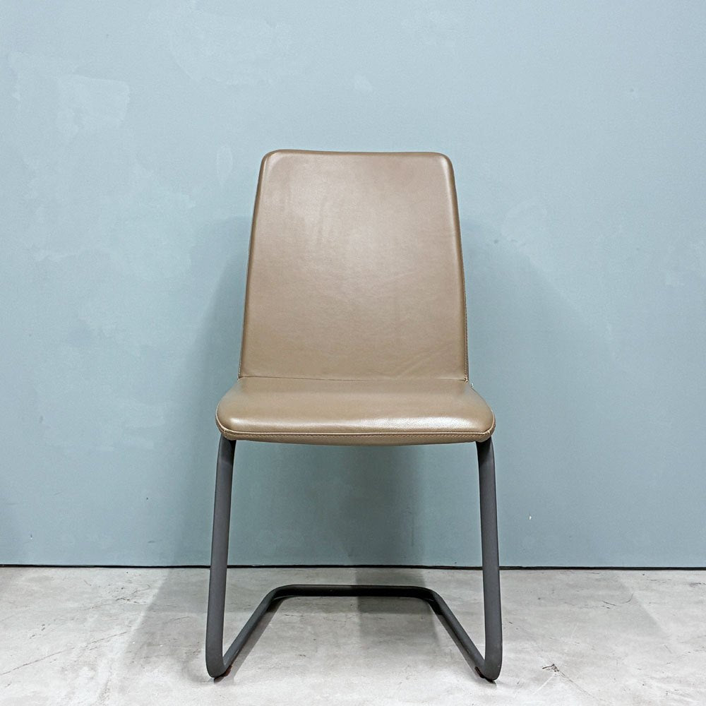 ボーコンセプト BoConcept ローザンヌ LAUSANNE ダイニングチェア カンチレバー PUレザー 北欧モダン ダークベージュ A ◎