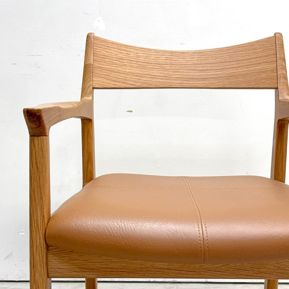 ノーウェアライクホーム NOWHERE LIKE HOME オーウェン OWEN ダイニングアームチェア Dining Arm Chair オーク材 PVCレザー ●