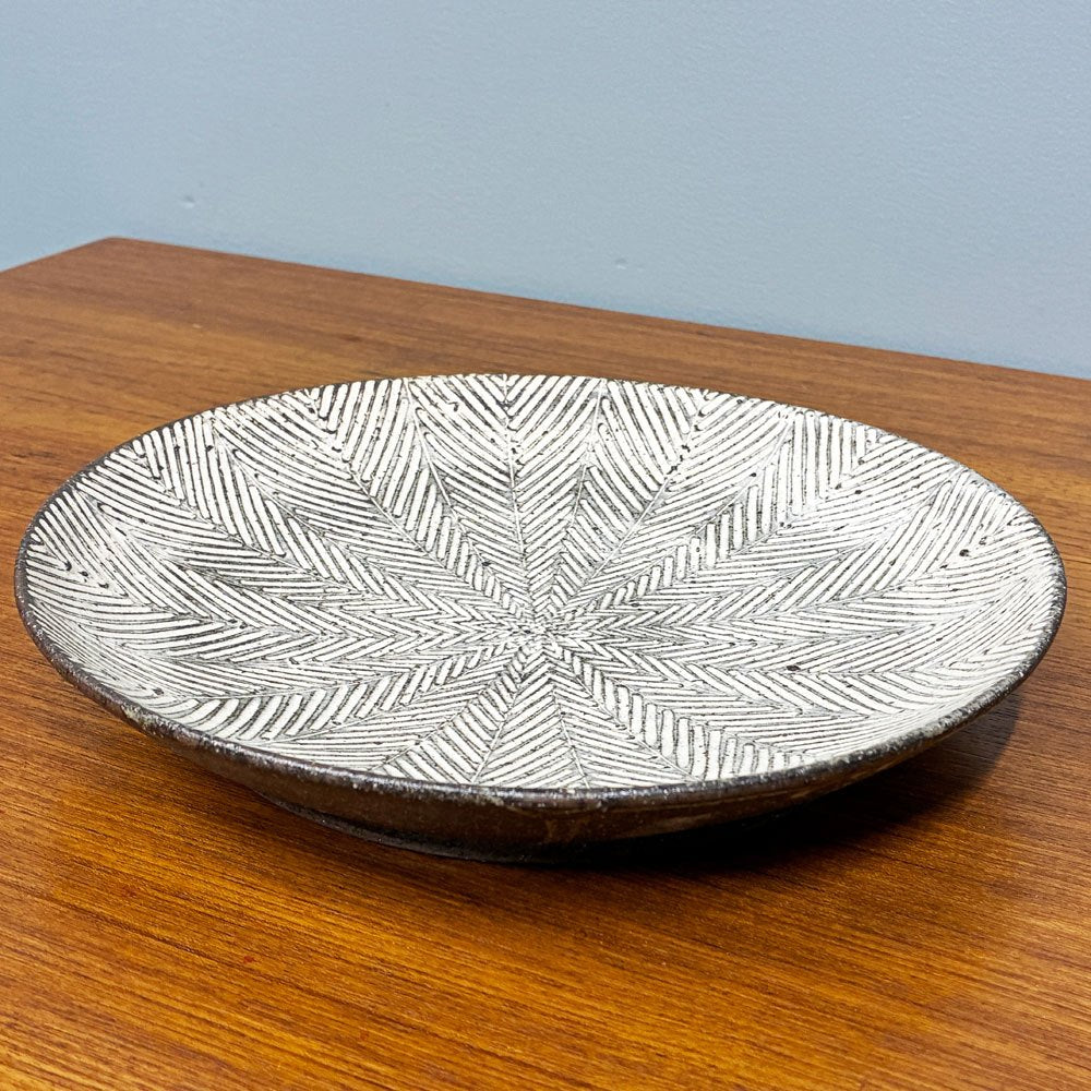 池田大介 ヘリンボーン 8寸皿 プレート ケーキ皿 Φ25.5cm 現代作家 三島手 陶器 大皿 丸皿 盛り皿 和食器 ◎